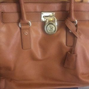 Micheal Kors Leather Bag